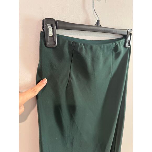 Lucy Paris Emerald Green Satin Midi Skirt Size XS – Sleek Silky Bias Cut Skirt - Picture 5 of 5